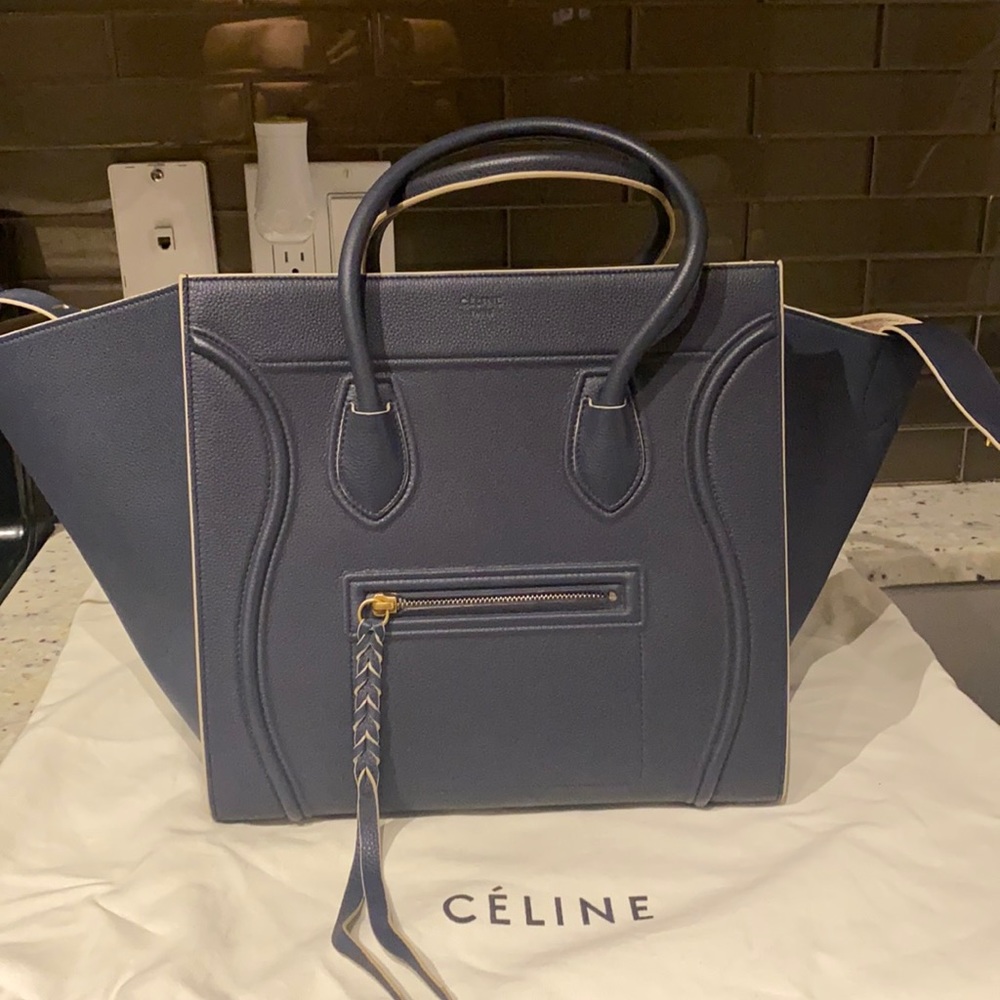 Celine Phantom Medium Pebble Leather